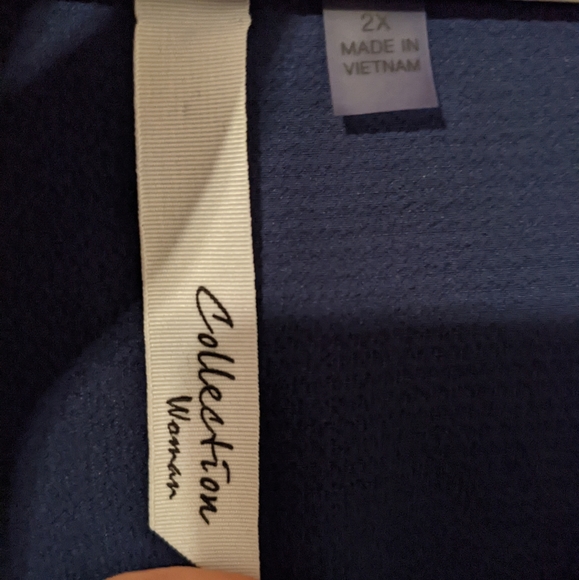 Navy Blouse with Embroidery - Picture 2 of 3